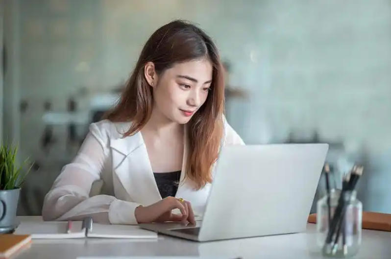 广西天源通泰商贸有限公司轮播图1